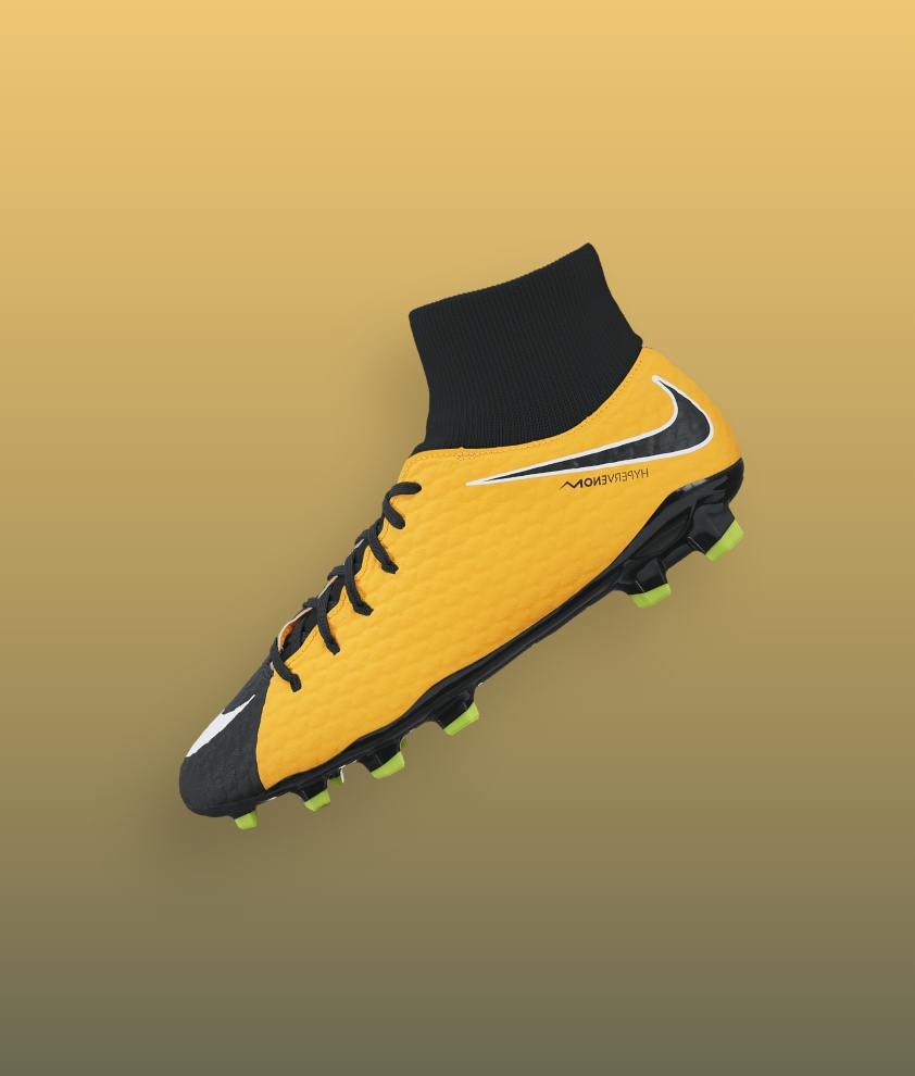 Nike Phantom Club shoes